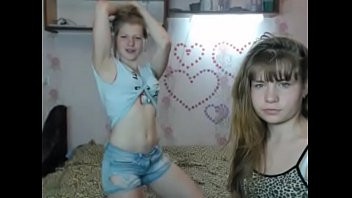 Play Russian Sisters 1