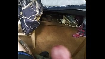 Play Flash cock to friend and she likes it