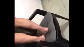 Play Mi tía insiste en enseñarme