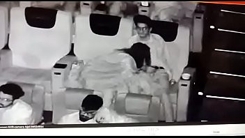 Play Couples caught having sex in cinema hall [part 2]