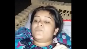 Play Indian boyfriend and girlfriend hard Fucking with clear hindi audio