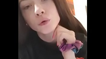 Play Você comeria a Olívia Palito pelada?