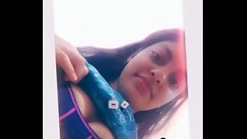 Play Cute teen girl selfie video for boyfriend