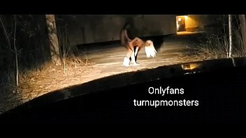 Play Teen blonde ebony petite public