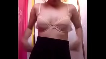 Play Morrita se desnuda y se graba (sofia)