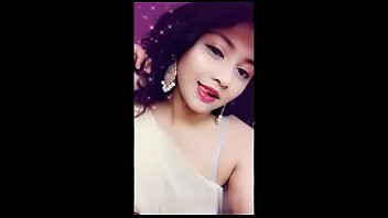 Play Desi webcam girl 2